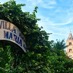 2* Hotel Maria &